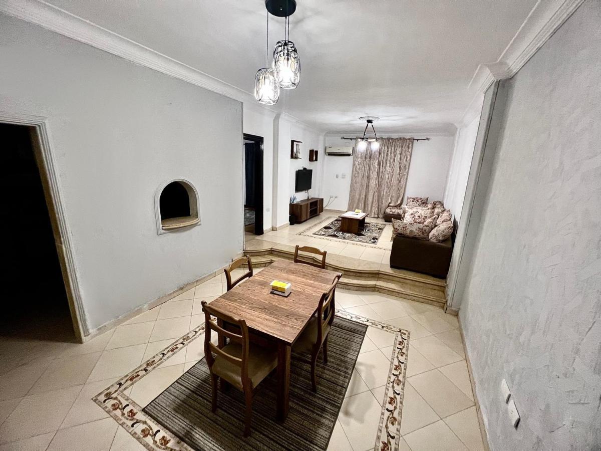 Nazlet el-Sîsi Near The Pyramids Inn מראה חיצוני תמונה